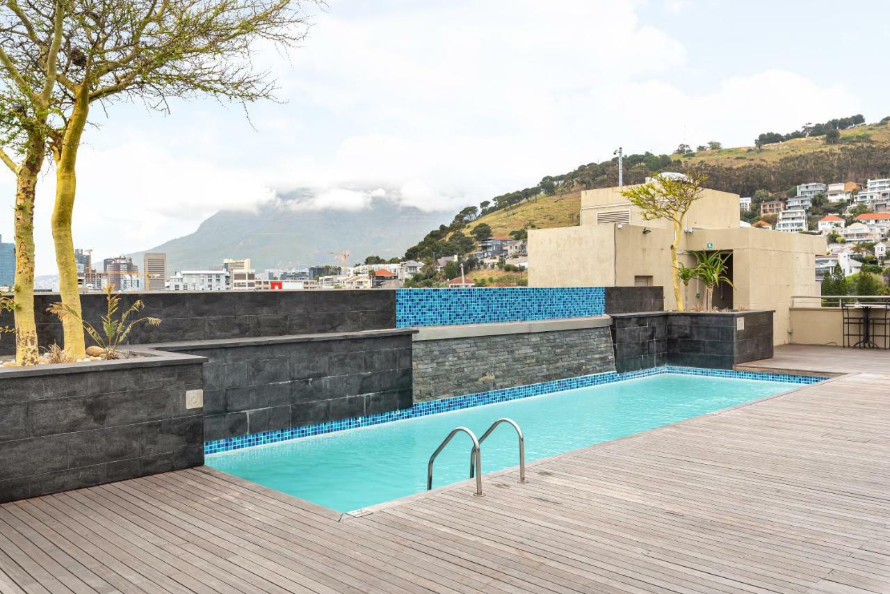 Cape Royale Apartments By Propr เคปทาวน์ ภายนอก รูปภาพ